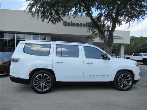 2023 Jeep Grand Wagoneer Series III