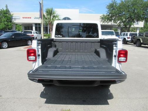 2025 Jeep Gladiator High Tide