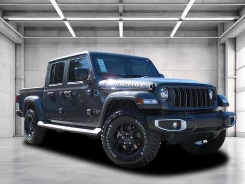 2025 Jeep Gladiator High Tide