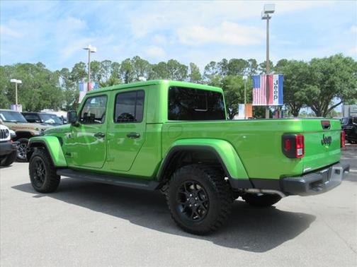 2025 Jeep Gladiator High Tide