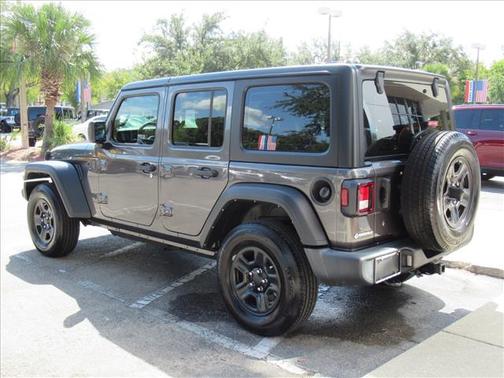 2022 Jeep Wrangler Unlimited Sport