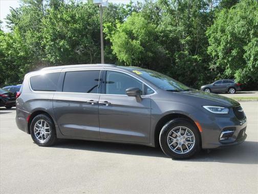 2021 Chrysler Pacifica Touring