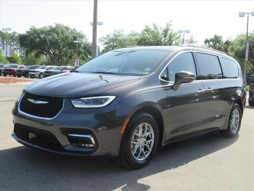 2021 Chrysler Pacifica Touring