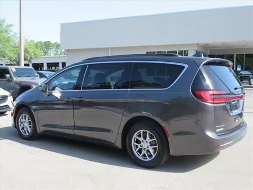 2021 Chrysler Pacifica Touring