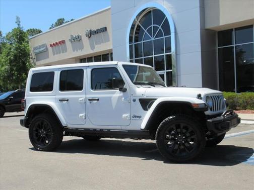 2025 Jeep Wrangler Sahara 4xe