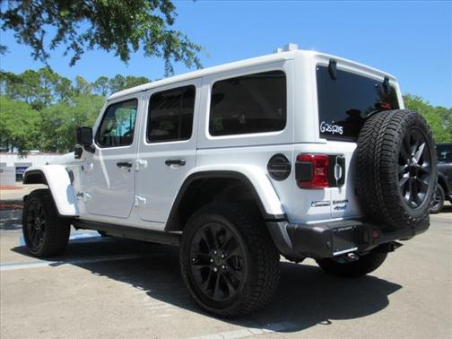 2025 Jeep Wrangler Sahara 4xe