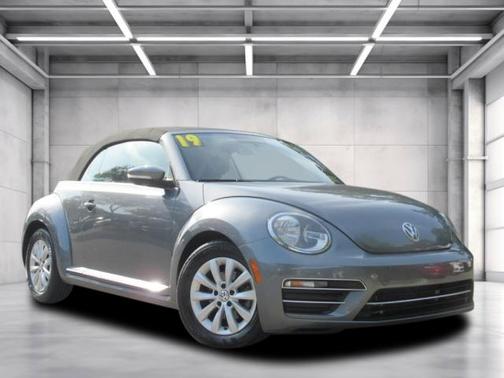 2019 Volkswagen Beetle 2.0T S