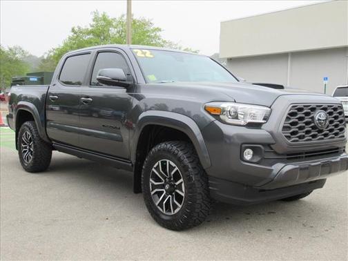 2022 Toyota Tacoma TRD Sport