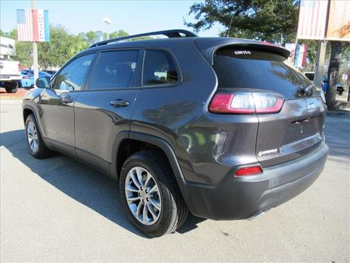 2022 Jeep Cherokee Latitude Lux