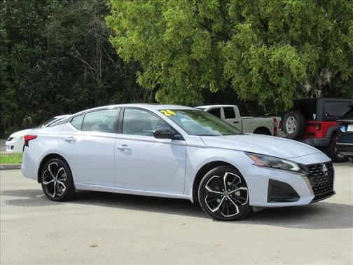 2024 Nissan Altima 2.5 SR