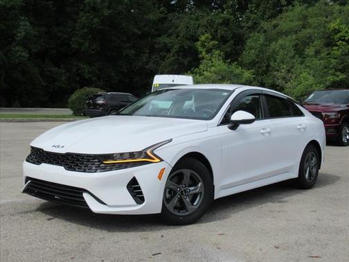 2022 Kia K5 LX
