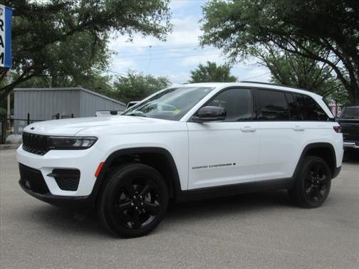 2023 Jeep Grand Cherokee Altitude