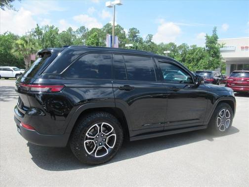 2024 Jeep Grand Cherokee 4xe Trailhawk