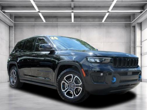 2024 Jeep Grand Cherokee 4xe Trailhawk