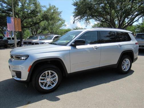 Silver Zynith 2025 Jeep Grand Cherokee L Laredo X