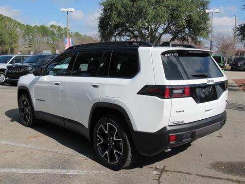 2026 Jeep Cherokee Overland