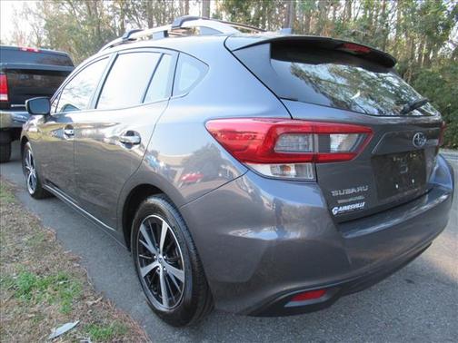 2022 Subaru Impreza 2.0i Premium