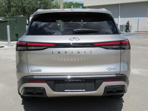 2024 INFINITI QX60 Luxe