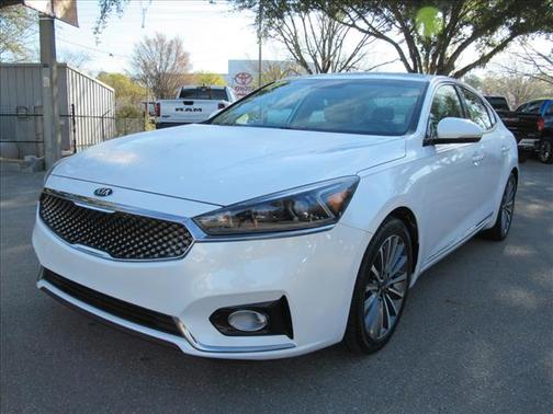 2017 Kia Cadenza Premium