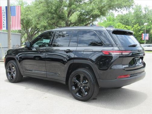 2025 Jeep Grand Cherokee Limited X