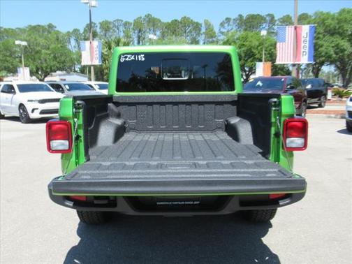 2025 Jeep Gladiator Nighthawk