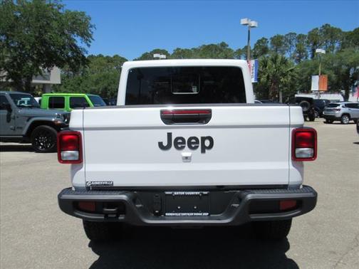 2025 Jeep Gladiator Nighthawk