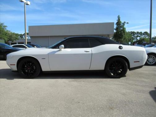 White 2018 Dodge Challenger R/T