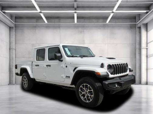 2026 Jeep Gladiator Sport S