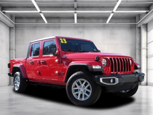 2023 Jeep Gladiator Sport S