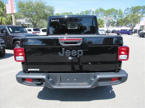 2026 Jeep Gladiator Sport S