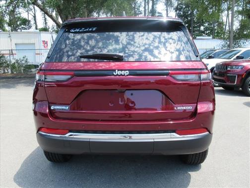 Velvet Red Pearlcoat 2026 Jeep Grand Cherokee Laredo X 4x2
