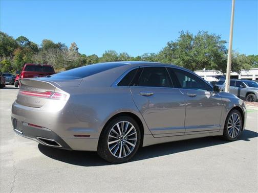 2020 Lincoln MKZ Standard