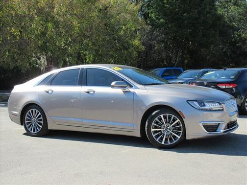 2020 Lincoln MKZ Standard