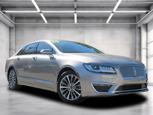 2020 Lincoln MKZ Standard