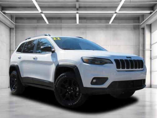 2022 Jeep Cherokee X