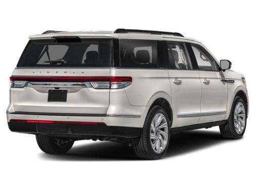 Pearl Metallic 2024 Lincoln Navigator Reserve