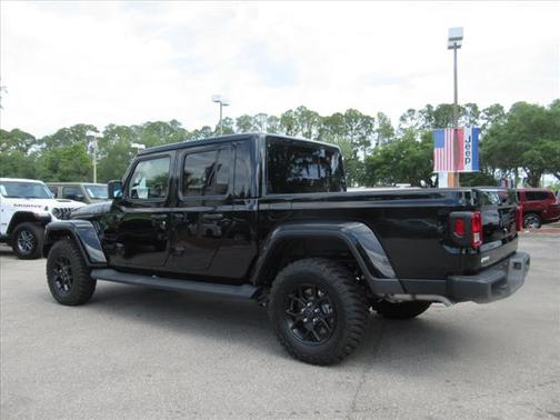 2025 Jeep Gladiator High Tide