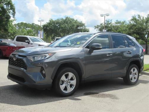 2019 Toyota RAV4 XLE