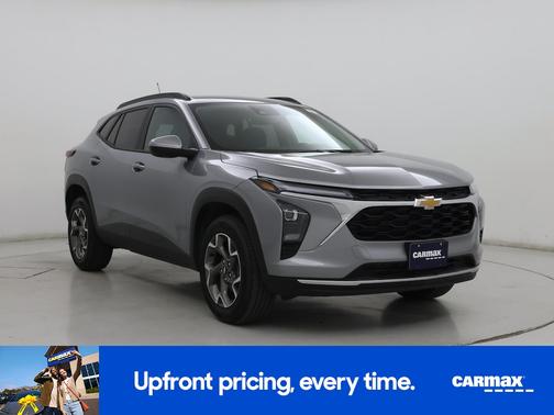 Gray 2025 Chevrolet Trax LT