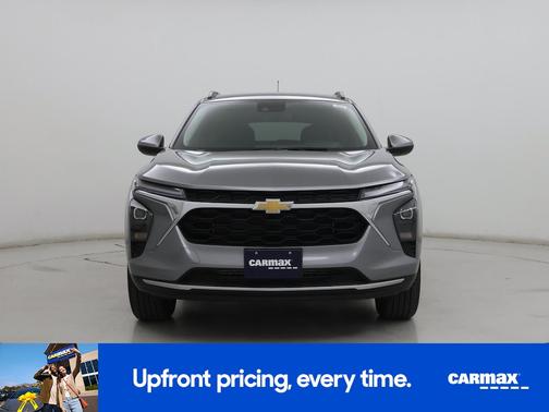 Gray 2025 Chevrolet Trax LT