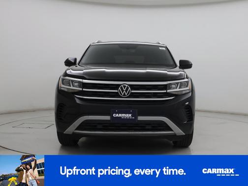 Black 2022 Volkswagen Atlas Cross Sport SE