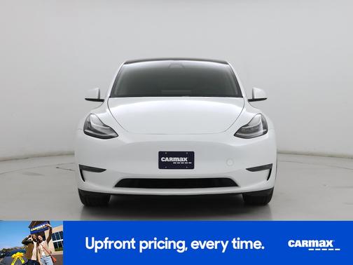 White 2023 Tesla Model Y Long Range