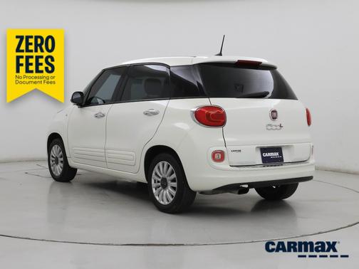 White 2017 FIAT 500L Pop
