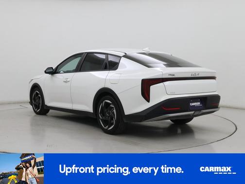 White 2025 Kia K4 EX