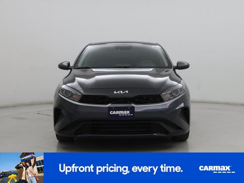 Gray 2024 Kia Forte LXS