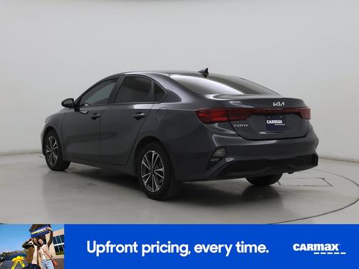 Gray 2024 Kia Forte LXS