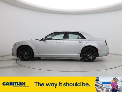 2022 Chrysler 300 S