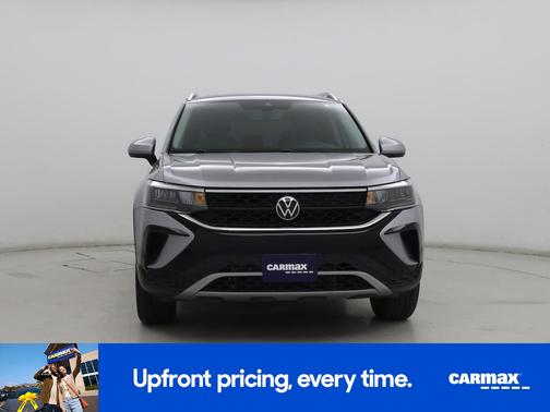Silver 2024 Volkswagen Taos SE