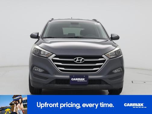 Gray 2017 Hyundai TUCSON SE