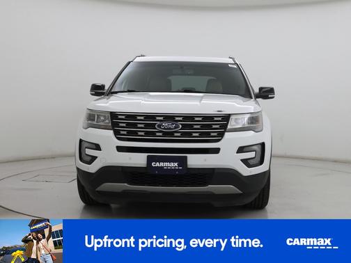 White 2017 Ford Explorer XLT